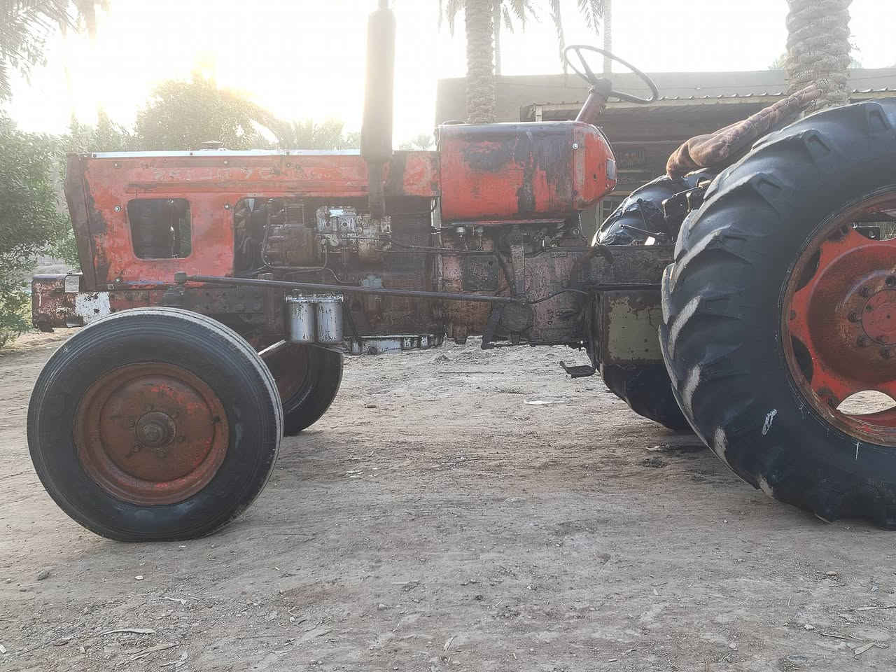 سلام عليكم للبيع مكينة موديل 80 سنوية ورقم بدون تحويل محرك كير جهاز اكسل ت مكفوله  كفاله عامه مكان كربلاء المقدسة ابراهيميه استفسار ***********
