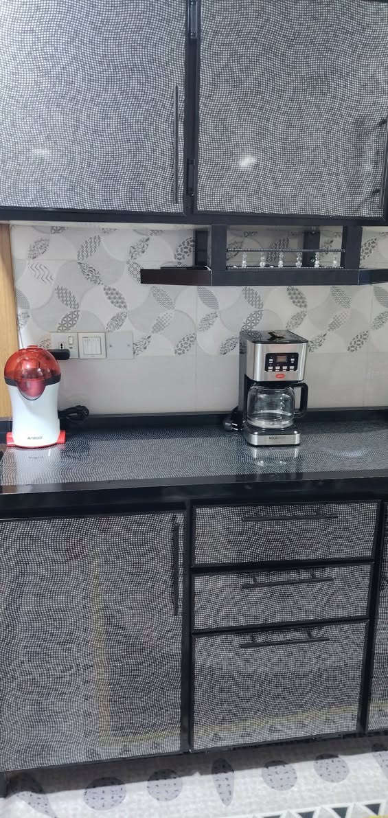 للبيع ***********
