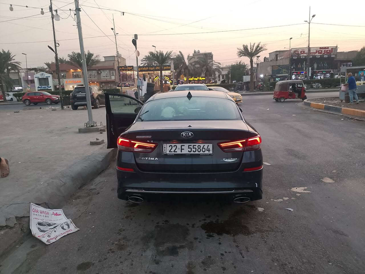 السلام عليكم جميعا
طبعا ميحتاج اشرح الفديو موجود والسياره فول مواصفات ماعدا بانوراما 

سياره باسمي رقم اربيل سنويه باسمي 
ضرره جاملغ امامي والخلفي مصلح بدون تبديل وبدون ايرباك 

عنواني بغداد شارع فلسطين او جميله الاولى 
رقمي بي واتس أب الي يحب يتصل اهلا وسهلا 

***********
