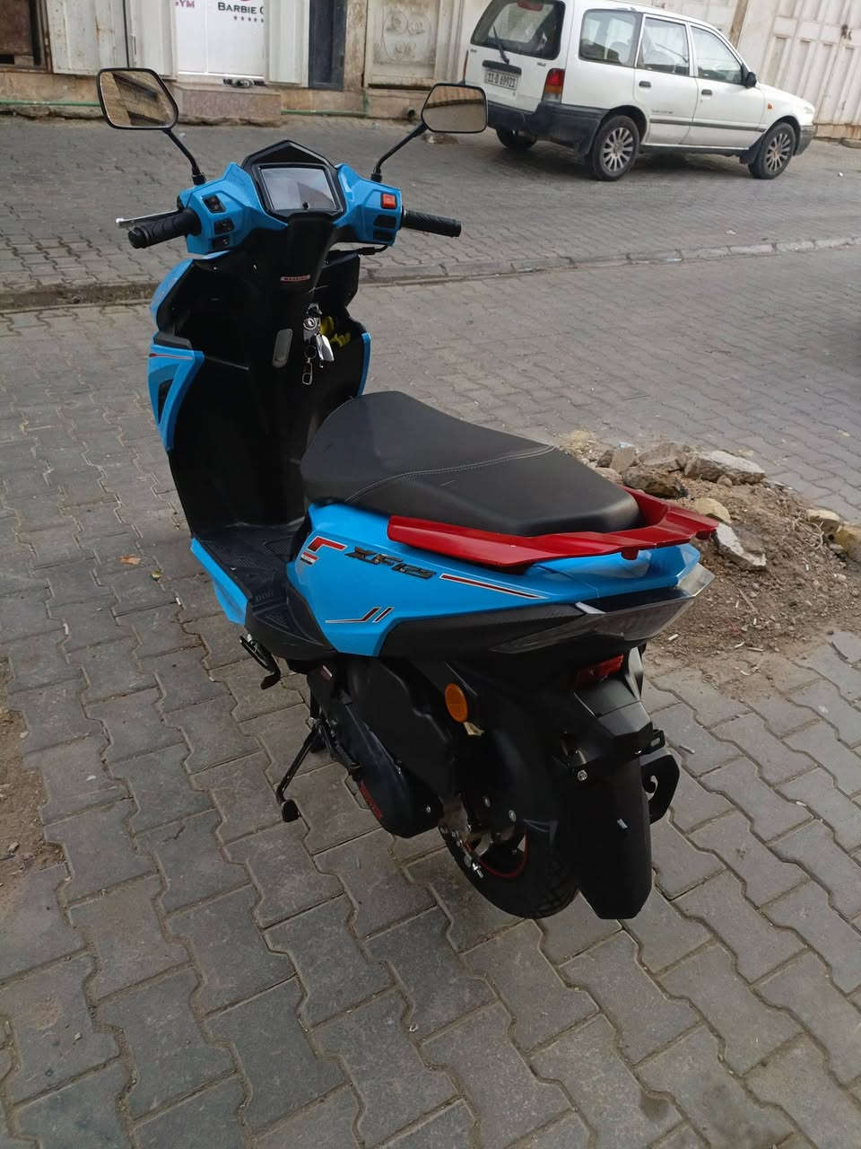 شانجان البيع مكفوله كفاله عامه  
السعر 1100 وبيها مجال حك جيه 

رقم الهاتف ***********
