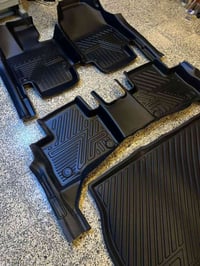 مواد خاص راف فور من 2019<——>2025 ✅ارضيات قالب بلادي ضمان ١٠ سنوات  ✅ غ...