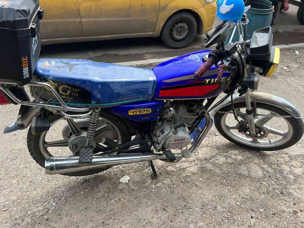 درجه سيفان 20 شرط محرك ما مفتوح سلف ✅
كهربائيات ✅
اشاير ✅
خلاط✅
درجه للبيع ويرهم مروس 
شعندك نزل


**إذا كنت صاحب هذا الإعلان وتريد حذفه لأي سبب، رجاءا أرسل رسالة إلى الدعم الفني**