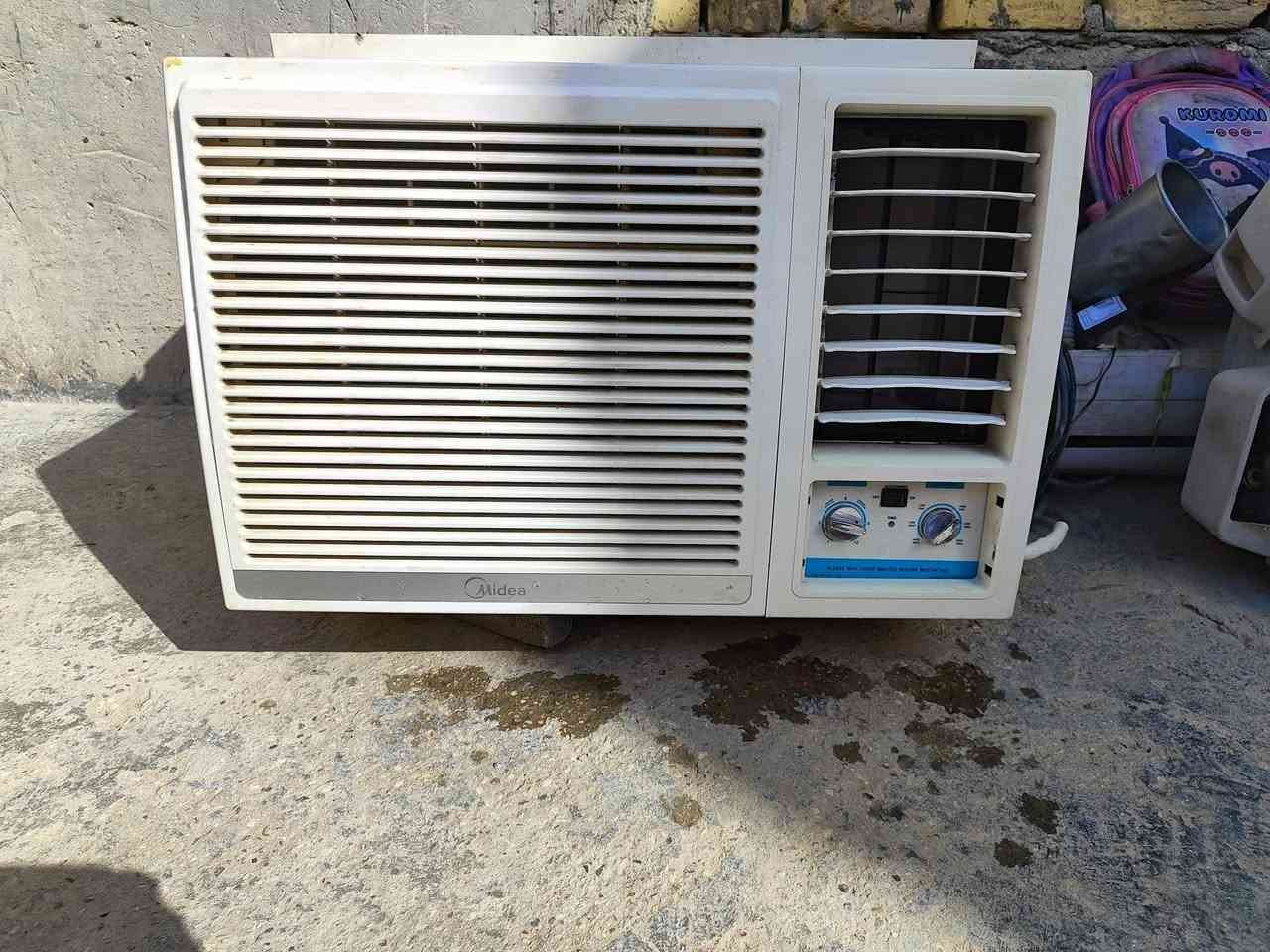 السلام عليكم مكيف ميديا على الشرط ماداخل تصليح برودة ثلج ب200 وبي مجال وذا عندك مكيف سبلت مراوس مع الفرق مكاني ديوانيه ***********
