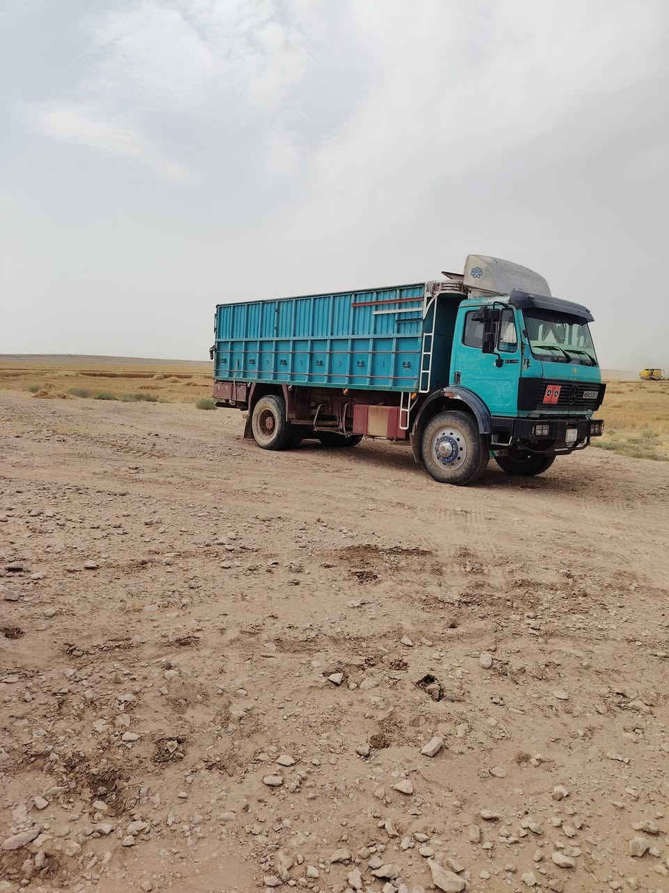 السلام عليكم البي مديل 75 البيع شاصي مكفول مكينه ٢٥ كير ٢٥ قماره كروتي رقم ذياقار  ***********
