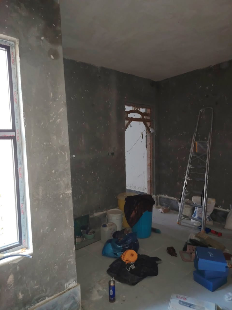 سلام عليكم بيت للبيع في حي الغدير الثانيه قرب المدارس الصينيه المساحه ١٠٠ متر طولاني طابقين. الطابق الثاني محتاج بس تبياض وكهرباء. السعر ١٤٠ مليون للاستفسار الاتصال على الرقم ***********
