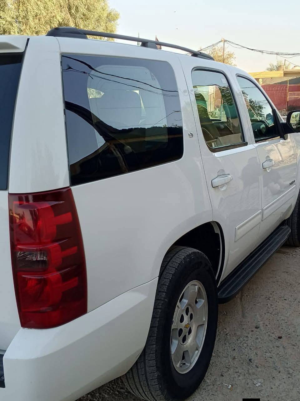 سلام عليكم
تاهو 2012 ابيض رقم سليمانية ضرر جاملغ خلفي مواصفات LT تخم تاير جديد  سنوية باسمي تحويل ثاني يوم سيارة نظيفة مثل ما موضح بالصور مكاني ديالى بعقوبة 
رقم الهاتف ***********
