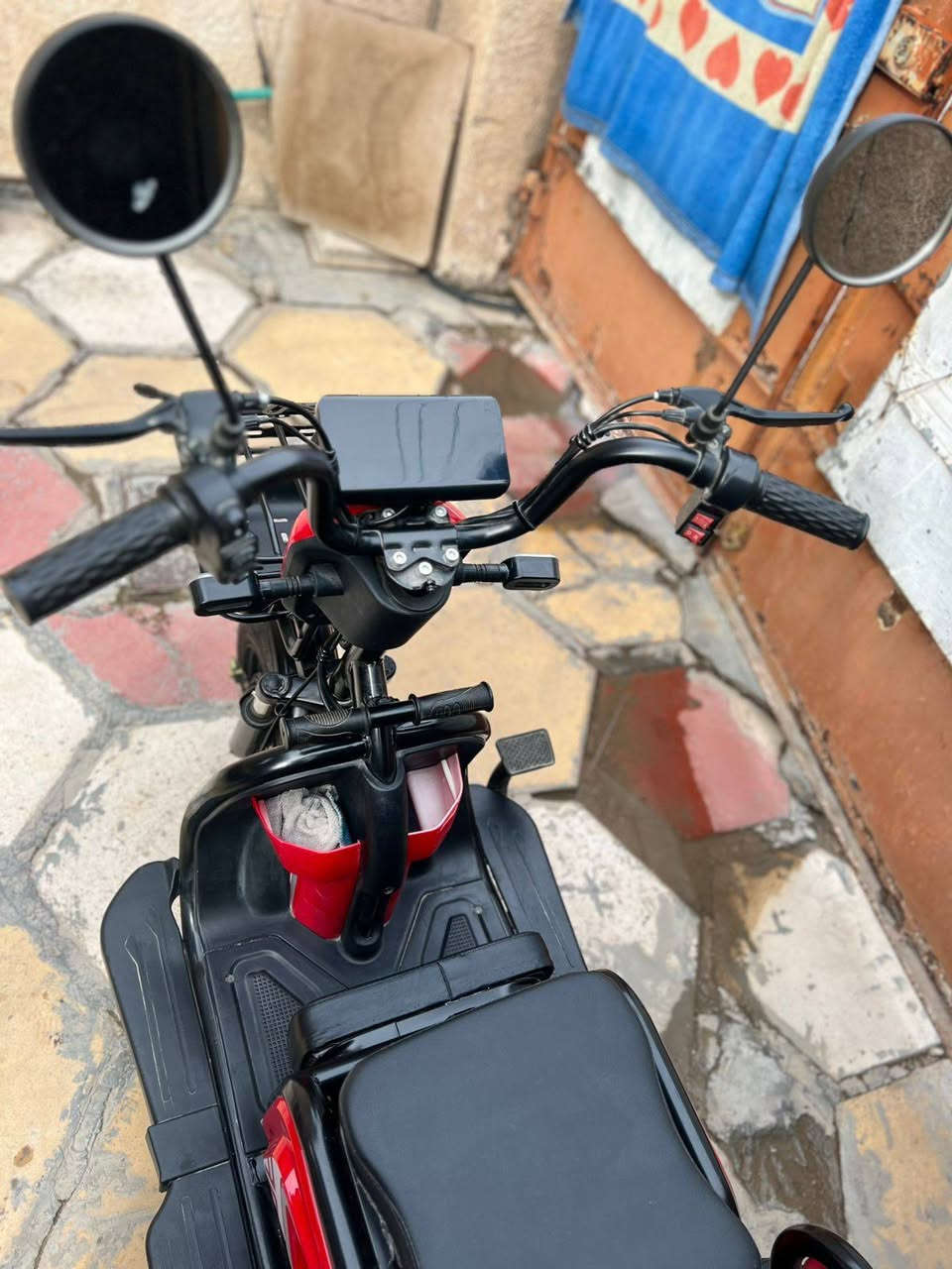 السلام عليكم دراجه شحن ثلاثه تايرات استخدام جدن قليل حوالي شهرين بطاريات جديده بلاديه تنفع لذوي الاحتياجات الخاصه وكبار السن السعر 650 الف بيها مجال قليل العنوان الحسينيه


**إذا كنت صاحب هذا الإعلان وتريد حذفه لأي سبب، رجاءا أرسل رسالة إلى الدعم الفني**