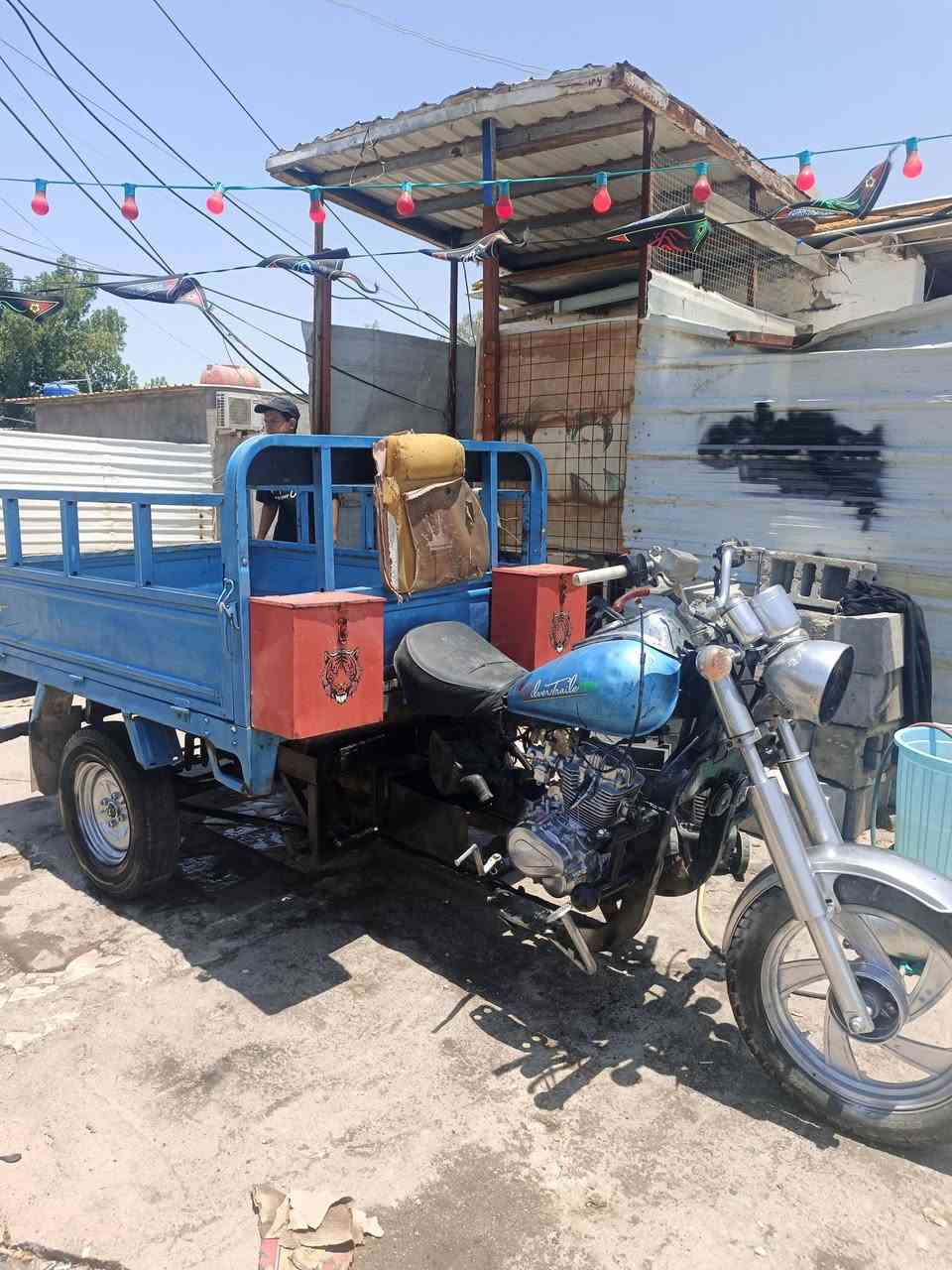 لسلام عليكم ستوته للبيع جاهزه عوزها شويه ترتيب وببها  خيط تبخير أوراق كامله شوف العين  السعر واحد و100مكاني معقل رقمي ***********واتساب
