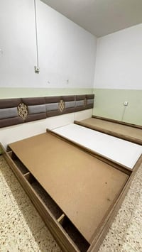 جرابي • سرير شكل سيارة • توصيل