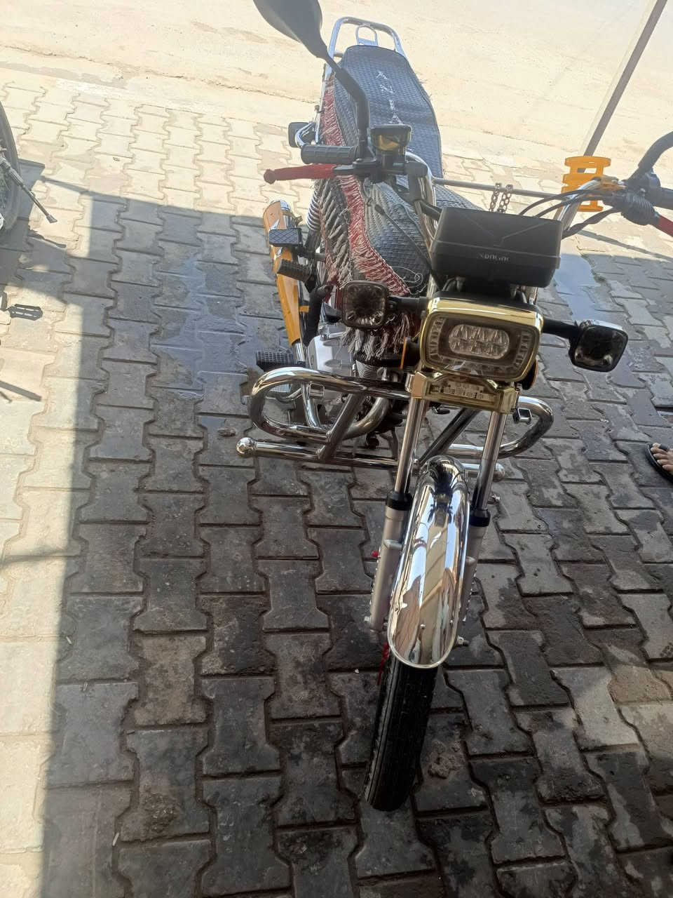 من رخصت لدمن سيفان موديل 23موصل 625ورايدينه ب650مكلف بنشر اتصال عل صاحب دراجه‏‪***********‬‏
