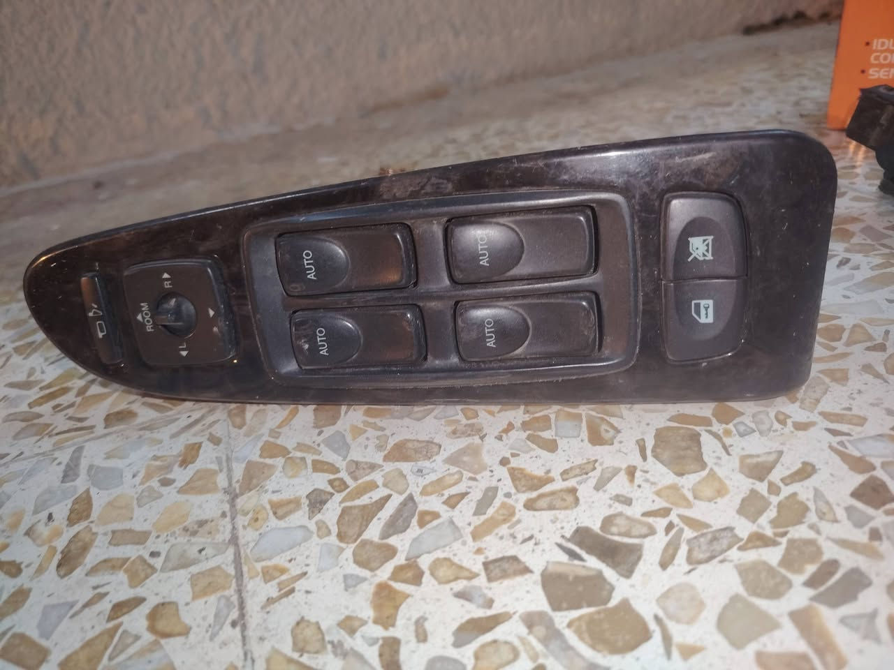 متاح چويتر سايبا شغال
متاح كنترول جام
ادفع سعر عجبني ابيعك


**إذا كنت صاحب هذا الإعلان وتريد حذفه لأي سبب، رجاءا أرسل رسالة إلى الدعم الفني**