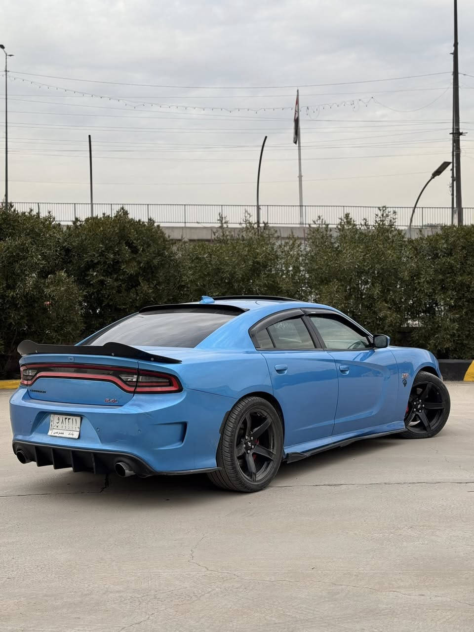 السلام عليكم
جارجر للبيع موديل 2015 سكات
فول مواصفات
رادار امامي 
رادار جانبي
فتحة 
كشنات تدفئه تبريد
ستيرن كهرباء
ويل نجمة
فجوج برمبو
شوتة رياضي 
تشغيل عن بعد
حادث السيارة جاملغ وبنيد بدون دواخل
السيارة جاهزه مابيها اي نقص 
السعر177 وبيها مجال بسيط 
للاستفسار ***********
