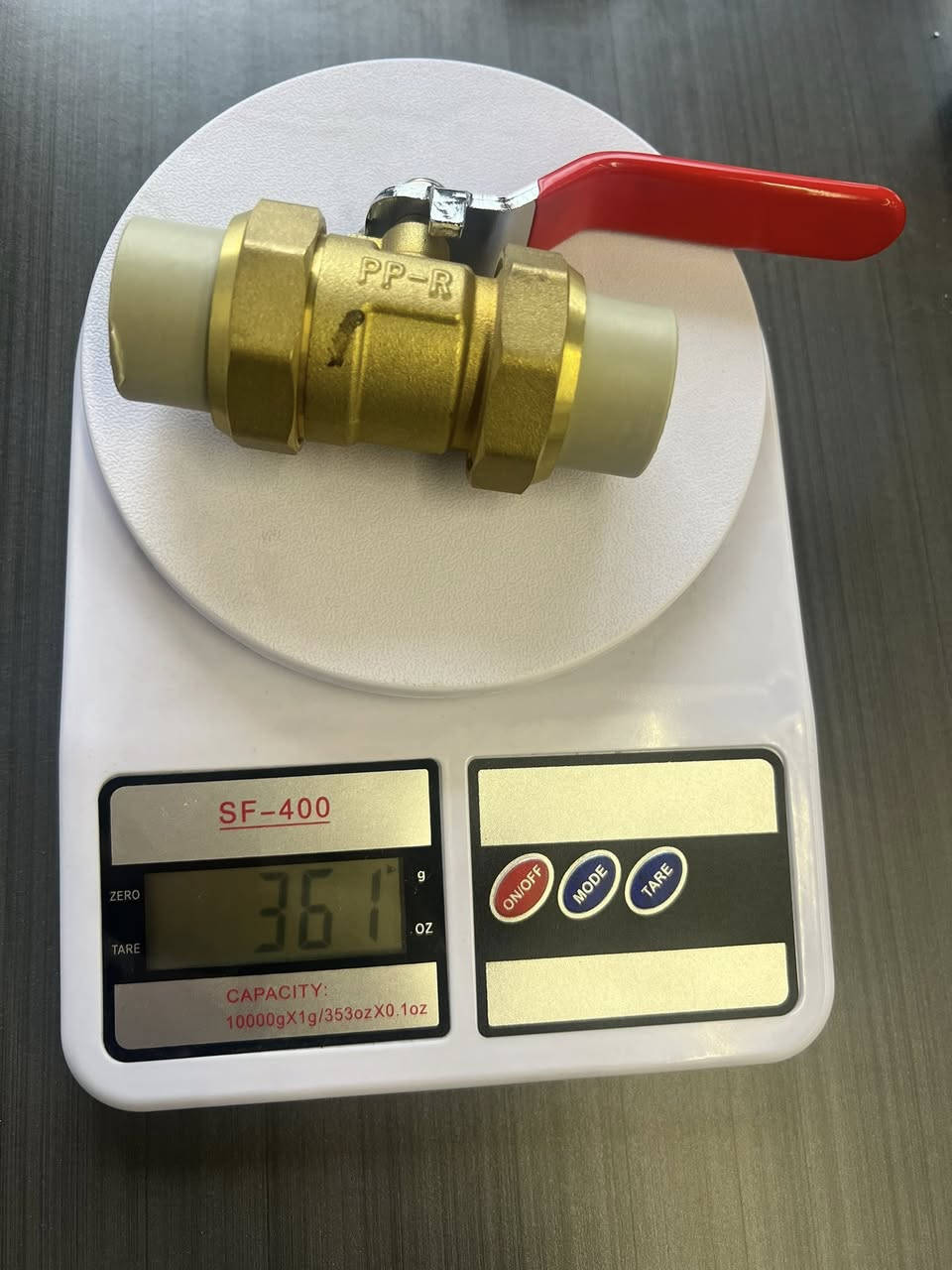 کوردی :-
قفڵ دەبڵ ڕەباطە ٣/٤  وە ١”بەڕەنگی سەوز و ڕەصاص بەردەستە  نرخ/٣.٧٥ دۆلار وە ٥.٧٥ دۆلار

ناونیشان :ا سڵیمانی شەقامی سعید کابان (چوارتای کۆن )خوار قوتابخانەی هەرەوەزی بنەڕەتی 

ژ.ت:- *********** ، *********** یان ***********

عربي:- 

قفل ٣/٤ دبل یونین  لون اخضر و رصاصی موجود کمیە وسعر٣.٧٥ دولار و٥.٧٥ دولار

عنوان :- السلیمانیە شارع سعید کابان (جوارتا القدیم) بصف مدرسە هرووز الاساسیە 

ر.ت:-*********** ، *********** ، ***********
