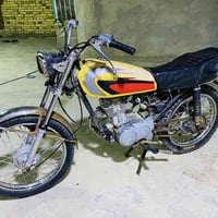 دراجه البيع موديل 2014 وراق صولي رايده ب 300 //07816756800