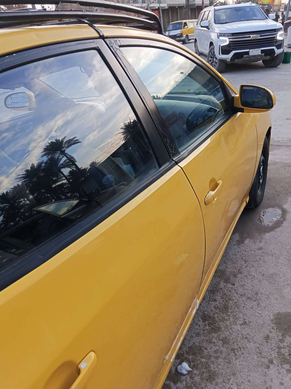 السلام عليكم ورحمة الله وبركاته النتره 8 رقم بغداد باسمي نظيفه اجره مقدسه حداديه وره  وكدام كير مكينه جيد  تخم تاير جديد سياره جاهزة محرك 2000 ضررمن أمريكا خشم الجاملغ شي بسيط تحويل مباشر سعر 98بيه مجال مكاني حله مركز هاتف ***********
