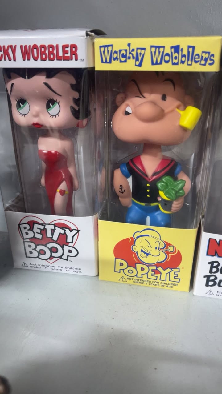 متوفر قطعه كبيره وضخمه سعر 30القطعه الواحده حجز***********
