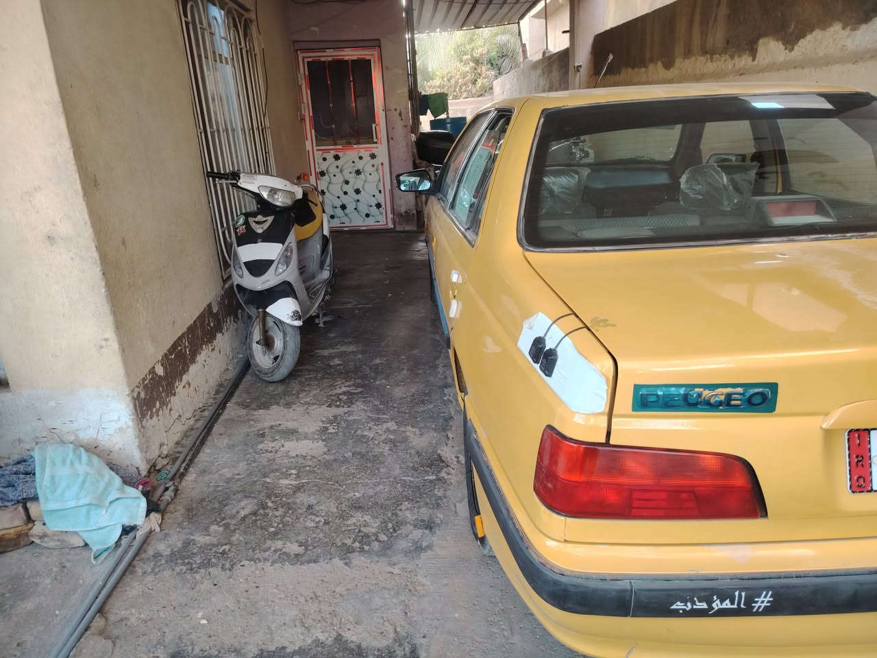 السلام عليكم بيجو بارص2015 باسمي بدون حادث فقط بنيد تبديل بدون ضربه +بارد بالچاملغ الخلفي خمس اصابع سونار موجود باسمي شخصياً شرط التحويل عنواني بابل حله مركز مدينه السعر 47 وبيها مجال هاتف *********** غير متواجد علفيس فقط هاتف
