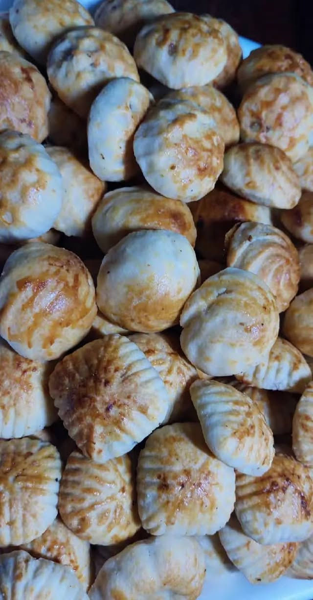 انفتح الحجز كليجه العيد هشه والطعم خرافي متوفر جوز وتمر ولحلقوم سعر الكيلو 6 والياخذ كميه اله نص كيلو مجاني 😍😍😍


**إذا كنت صاحب هذا الإعلان وتريد حذفه لأي سبب، رجاءا أرسل رسالة إلى الدعم الفني**