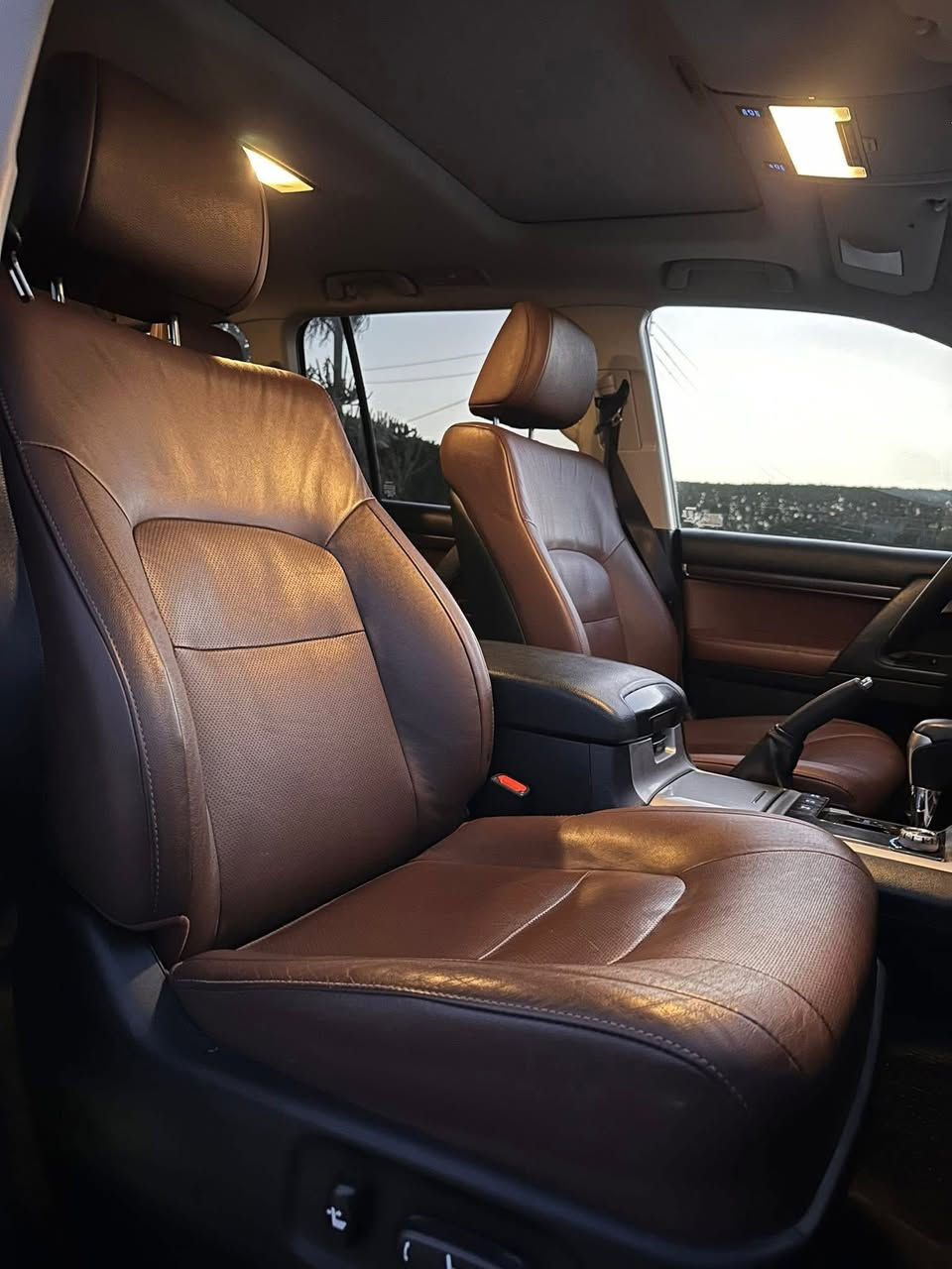 الآن من معرض ابوطارق لتجارة السيارات 
لاندكروز.       2020.     عداد. 130. الف  6سلندر.  
رخصة سنة.   زيروو. .     01222160077. 01289777352


**إذا كنت صاحب هذا الإعلان وتريد حذفه لأي سبب، رجاءا أرسل رسالة إلى الدعم الفني**