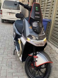 دراجه شحن  Tailg x9 نحله 6بطاريات مسطرة بحاله جيده ملف2000حقيقي سرعه80...