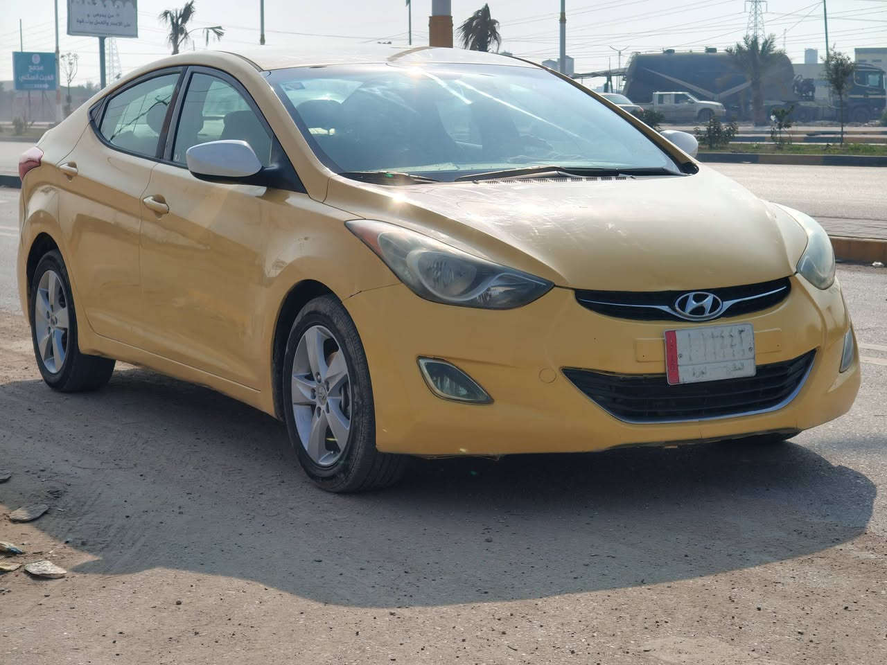 للبيع الانتره 13 أمريكي
محرك 1800 كير مكينه تبريد شرط 
بيها بس حادث الوارد فقط ولباقي مكفول 
السعر 105 بي مجال ترهم مراوس 
***********
