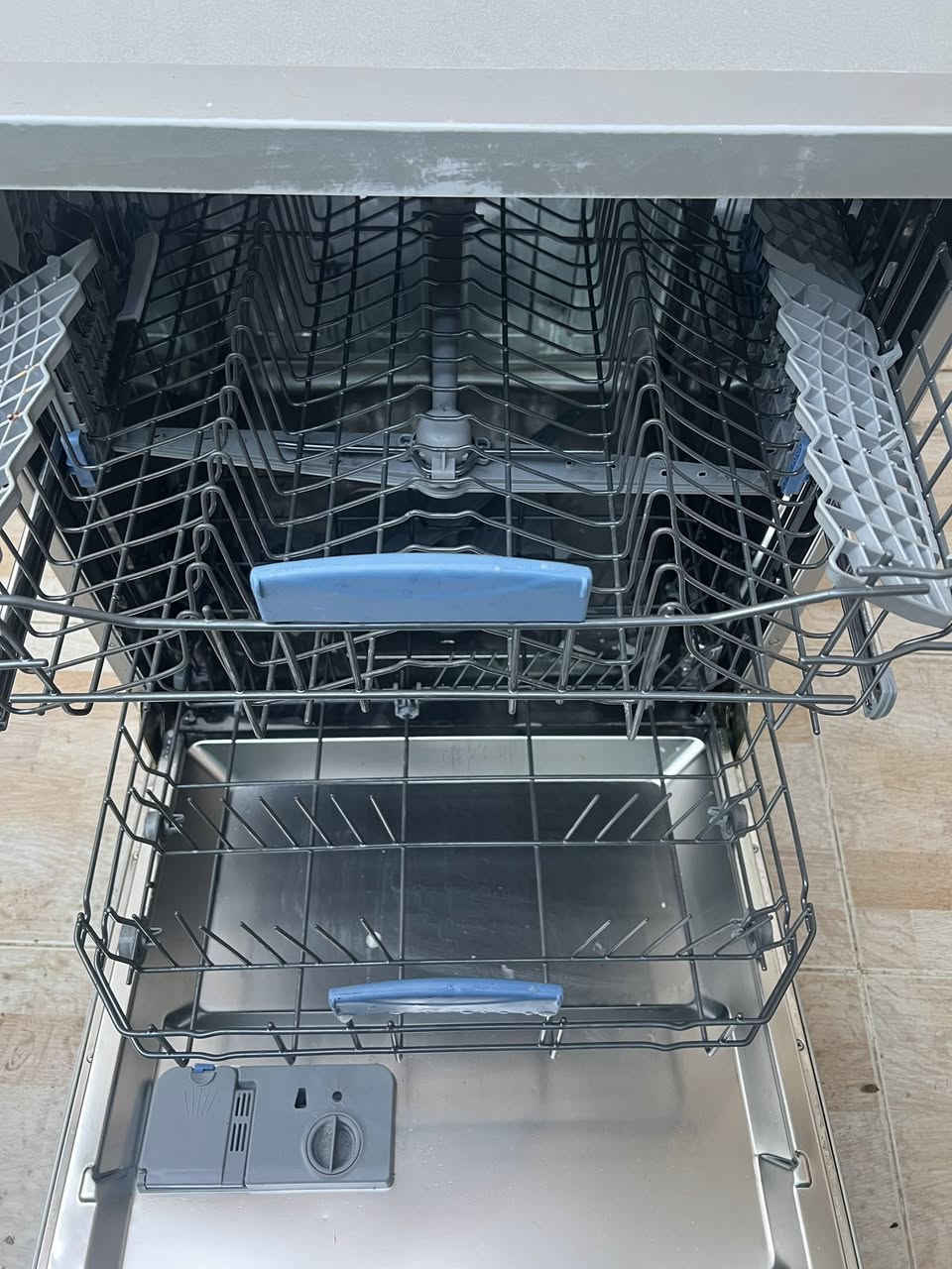 غساله صحون نوع فستل  الاصلي مو تقليد نظيفه جدا ما بيه زنجار شغاله ما بيه اي مشكله
توصيل جميع المحافظات 20 الف


**إذا كنت صاحب هذا الإعلان وتريد حذفه لأي سبب، رجاءا أرسل رسالة إلى الدعم الفني**