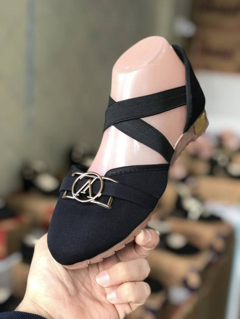 عروض تنزيلات      عروض تنزيلات 
السلام عليكم 
صندل كاله نسائي               
                                         أسواق الاغا 
قياس 
39 40 41 42
🥸🥸🤩🤩🥰🥰😘😘🥳🥳
السعر    4,000
القطعتين    7,000
3  قطع        10,000
يوجد توصيل
🥳🥳😘😘🥰🥰🤩🤩🥸🥸
الموقع / الانبار قضاء عنه مقابل مدرسة الزهور
            مجاور مكتبة المتنبي


**إذا كنت صاحب هذا الإعلان وتريد حذفه لأي سبب، رجاءا أرسل رسالة إلى الدعم الفني**