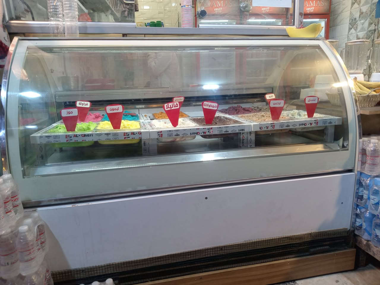 متاح عارضة إيطالية
جديدة نظيفه كلش
مدة الاستخدام 8 اشهر
12 بلانك 
كربلاء المقدسة
السعر 65 ورقة وبيه مجال بسيط

***********
