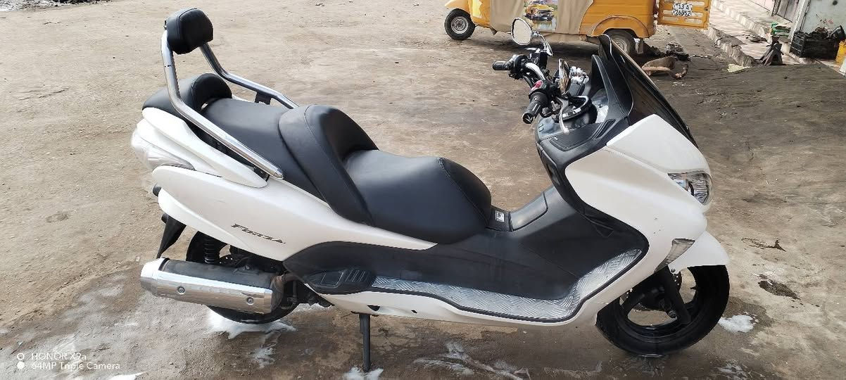 سلام عليكم فورزا 08 كرستال كفاله عامه من تاير لتاير سعر ٩٥٠ للاستفسار *********** عمارة, ميسان
