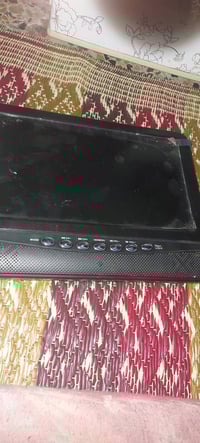 شاشة • تلفزيون