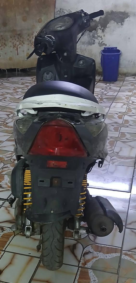 سلام عليكم دراجه ماكس ثعلب ابيع طافي كوم حديد تجي تحمل بل عافيه عليك سعره 250 قفل 🔐 مكان بغداد ساحد عدن


**إذا كنت صاحب هذا الإعلان وتريد حذفه لأي سبب، رجاءا أرسل رسالة إلى الدعم الفني**