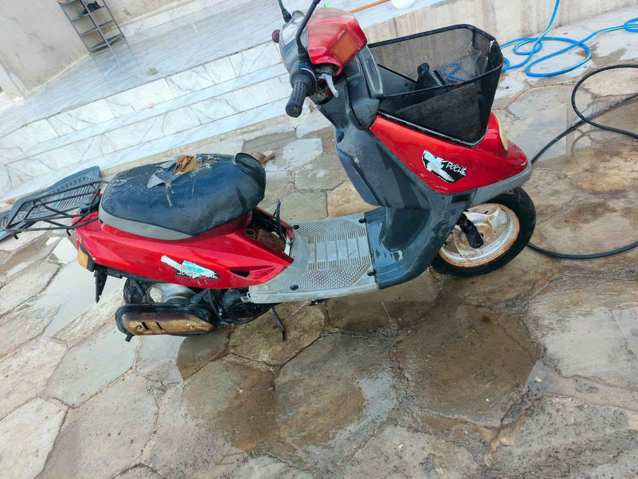 سعره 125 شرك لمكينه بس تك شاصي مكسور متروك لمطور ***********
