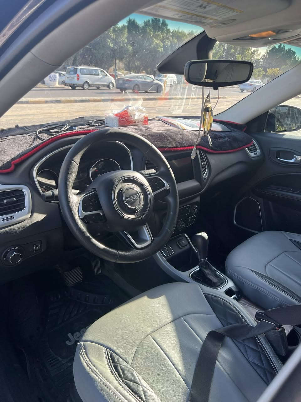 اللهم صلي على محمد وال محمد
السلام عليكم اخواني جيب كومباس مديل 2021للبيع. فول موصفات تحكمات رادار امامي اخلفي فول سياره ما عده بس فتحه سقف 

حادث امريكا فقط قطعتين جاملغ ايمن وبنيد بدون دواخل بس صبغ اخواني سياره رقم اربيل تريد مداور تريد وكاله بخدمتك   مكاني النجف الاشراف لسعر 138 الاستفسار نتصل ع رقم *********** بي واتساب
