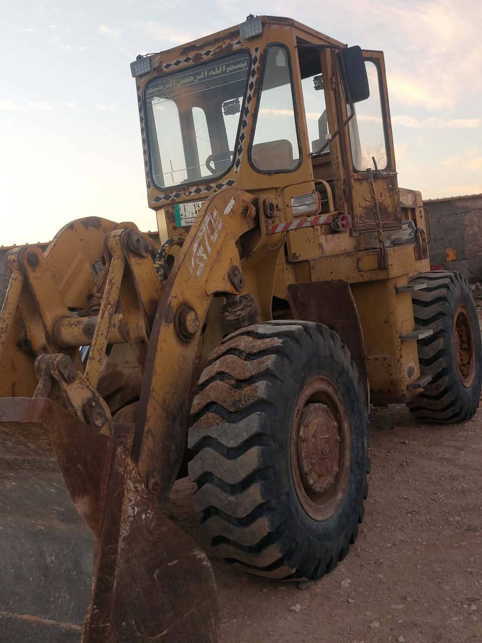 شفل كاوسكي 70B، موديل٨٦،رقم واسط الماني مشروع وطني مجدد الى ٢٠٢٩،شرط التحويل، صبغ بلادي،جاهزمن  محرك، گير،تركم،اكسلات،دفع رفع،صدر مجفت جديد+الصينيه
نقص جاملغ امامي الايمن،ودوشمة قماره، والباقي كفاله، السعر ٢٤٠ وبيه مجال للطيبين،، مكانه الأنبار قضاء هيت ناحيه الدولاب،،
***********
***********
