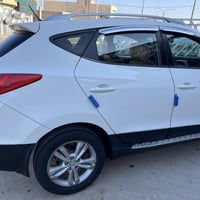 توكسان • ٢٠١١ • بدون صبغ