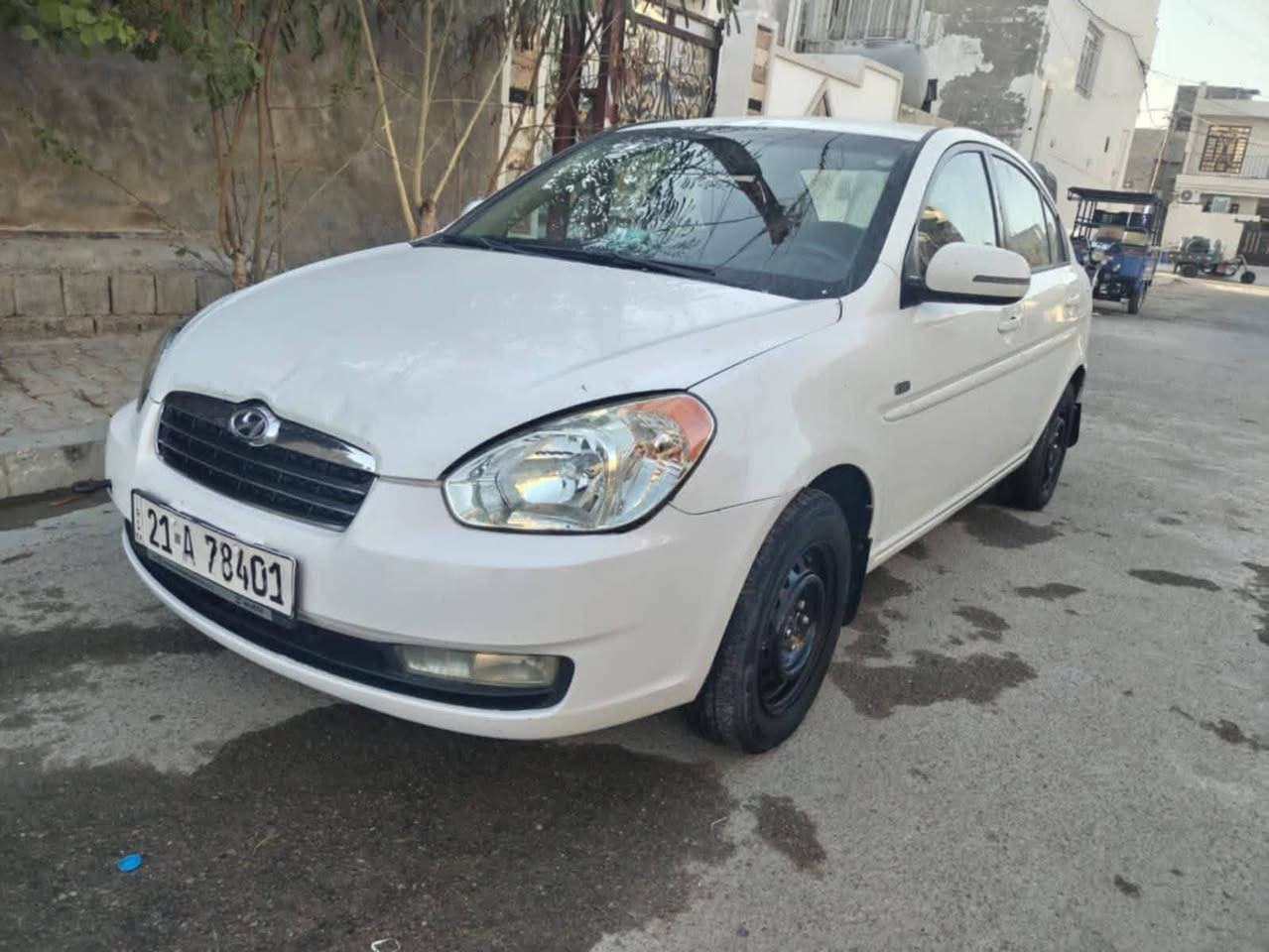 سلام عليكم أكسنت خليجي رقم جديد سلمانيه  تحويل او وكالة  بسمي موديل ٢٠١١ كير مكينه خير من الله  اخوان سعر ٩٥ بيه مجال بسيط عنوان بغداد محمودية إتصال *********** بالعافية على ياخذه
