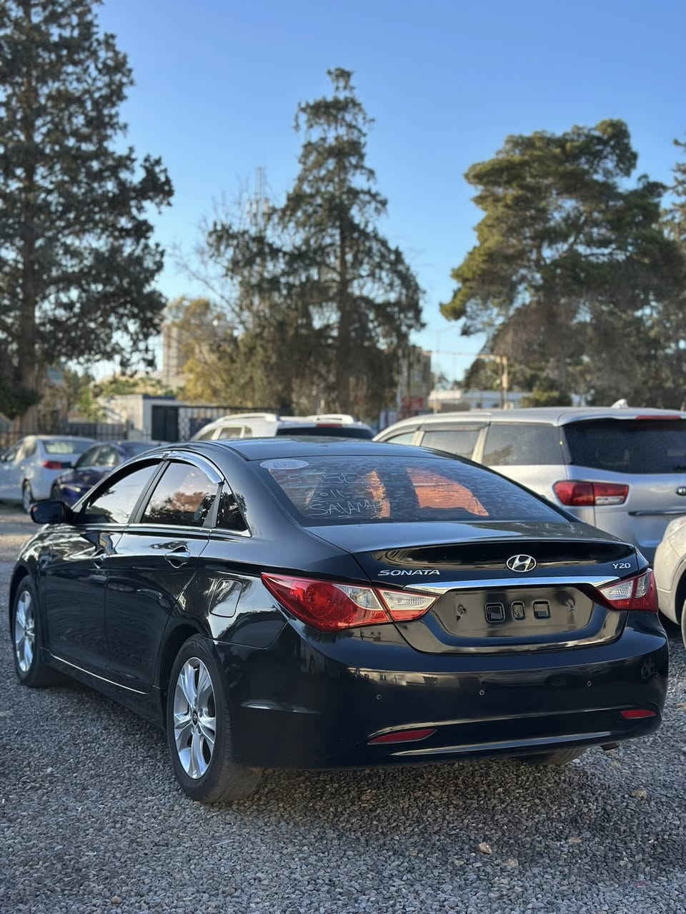 ✨ #معرض_المسار_الصحيح_يقدم_لكم ✨

عرض اليوم وعلى بركة الله ✅ :

• 🔑نوع السيارة: هونداي

• 🏎️ الفئة : سوناتا

• 📅 سنة الصنع: 2011

• 📈 المسافة المقطوعة: 91 الف KM 

• 🎨 اللون الخارجي : أسود

• 🛋️ لون الداخلية : جلد أسود 

•📄 جمرك رسالة مفتوحة دخول حديث 

المواصفات الفنية:

• ⚙️ المحرك: 2.0اصلية كتينة حديد  
• 🕹️ ناقل الحركة: اوتوماتك 
• ⛽ نوع الوقود: بنزين 

✨ كماليات السيارة: 
• مكيف ديجيتل 
• مرايات كهربائية 
• تحكم في المقود 
• تسخين في الكراسي  
• مفتاح كود ولارم
• مسجل   
• مدخل AUX USB
• ديسكو 17 
• كاميرة خلفية    
•كراسي جلد     
•سيرية ايطارات جديدة 
• شكورطة وعدتها كلها موجودة 
• بطنها نظيفة خالية من الرطوبة والخزيز 

الحالة العامة:
• 🛠️ تم الكشف على السيارة ولا وجود لأي اعطال 
• خالية من القص والسوس والقشرة والحوادث نهائي ✨
• الكربون موجود الاصلي وبالكشف والضمانة ✅

  للتواصل:
• 📍 موقع المعرض الفرع الاول : https://maps.app.goo.gl/45Z5WPXAGxrwD9Jn8?g_st=ic

• 📞 للاستفسار: 093.119.09.01


**إذا كنت صاحب هذا الإعلان وتريد حذفه لأي سبب، رجاءا أرسل رسالة إلى الدعم الفني**