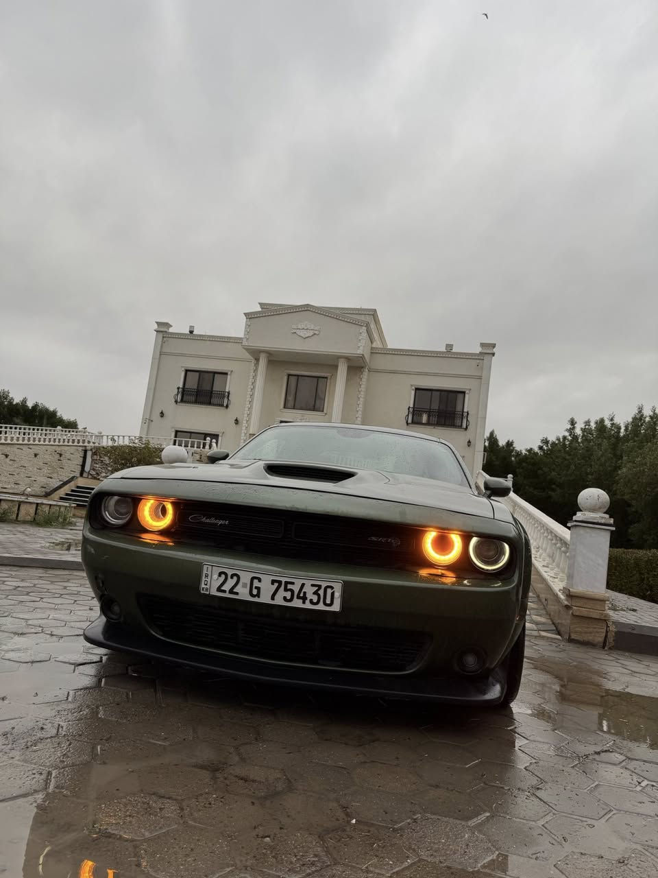 دودج جالنجر ٢١
سكات باك 
فتحه 
شاشه كبيره 
رادار خلفي 
ويل وايد بدي 
ضرر جاملغ ايمن بارد بدون صبغ 
السعر ٢٣٥
***********
