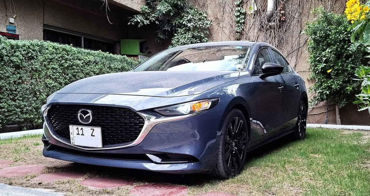 مكفوله فووول١/١
MAZDA 3  / 2024
( SKYACTIV G )   
( AWD ) -
CARBON EDITION 

مكينة 2500  تنفس طبيعي المرغوب 
*تقريرها  (مياه) بسيط*
السيارة شغالة من امريكا
بدون ضرر ومكفولة عام 
وعلى وضعية الوكالة
جديدة وبحالة الزيرو
المواصفات فول ١/١
مرقم بغداد / حرة السيارة ودخول جديد
لون سموك الجديد
فوول بصمة
سلايد روف 
ماوس تحكم شاشة يم الكير
عدادات ديجيتال
سستم سماعات 
خاصية القفل التلقائي
مري قلابة ع بك 
اشاير بالمري 
رادار محيطي 
نقطه عمياء
رادار تحديد مسار
رادار خلفي اوتو بريك
رادار امامي 
شاحن موبايل وايرلس
كامرة خلفية دوارة
هاند بريك بصمة
اوتو هولد بريك
حساس اجتياز
وضعيه قيادة ((سبورت))  
دبل اكزوز ((اكتف))
كشنات جلد لون مميز (ماروني)  بلادي
كشنات كهرباء
كشنات تدفئة
كشنات خلفية قلابة
تحكم كامل بالستيرن
تبريد شاشة لمس منفصل للسائق والراكب 
الإضاءة الداخلية لد زنون
لايت امامي زنون مع لد نهاري
بك لايت لد
ويل بلاك حجم 18 اسود
$السعر/ 185
        بغداد       
***********
