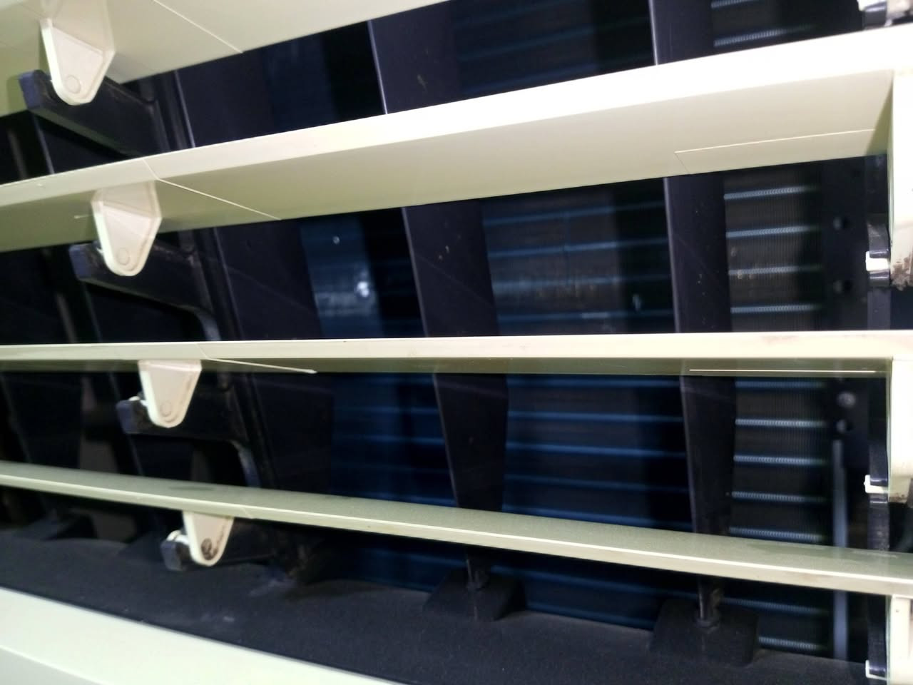 سبالت 3طن الحافظ عدد اثنين منصوبات بل بيت يشتغلن شرط شركه بلاديات بدون تصليح مستعجل ع بيع العنوان نجف حي العداله الاستفسار ***********
