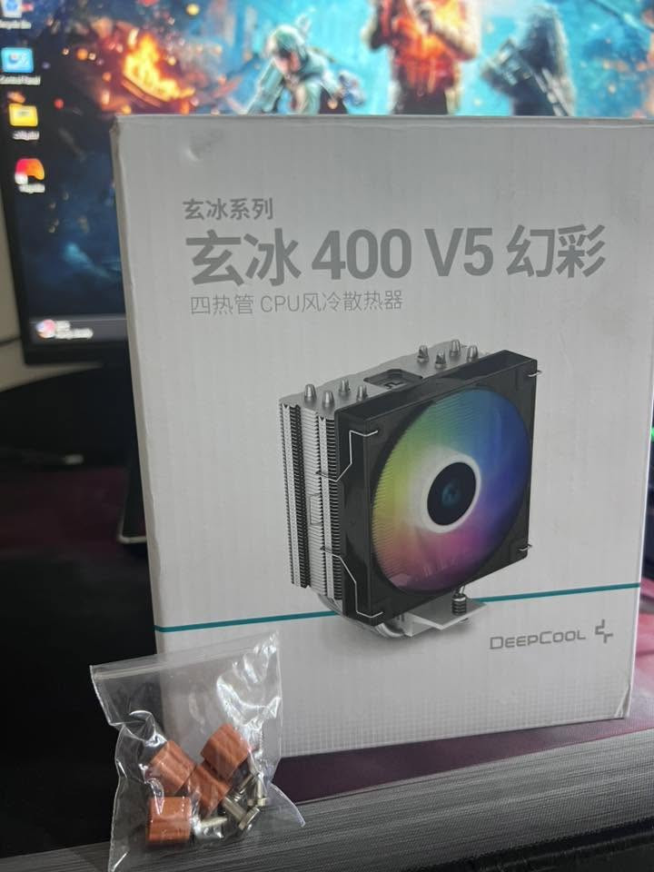 مبرد هواىي اخو الجديد AG 400 deep cool مستخدم شهر
20 الف قفل 
بغداد توصيل مجاني
واتساب ***********
