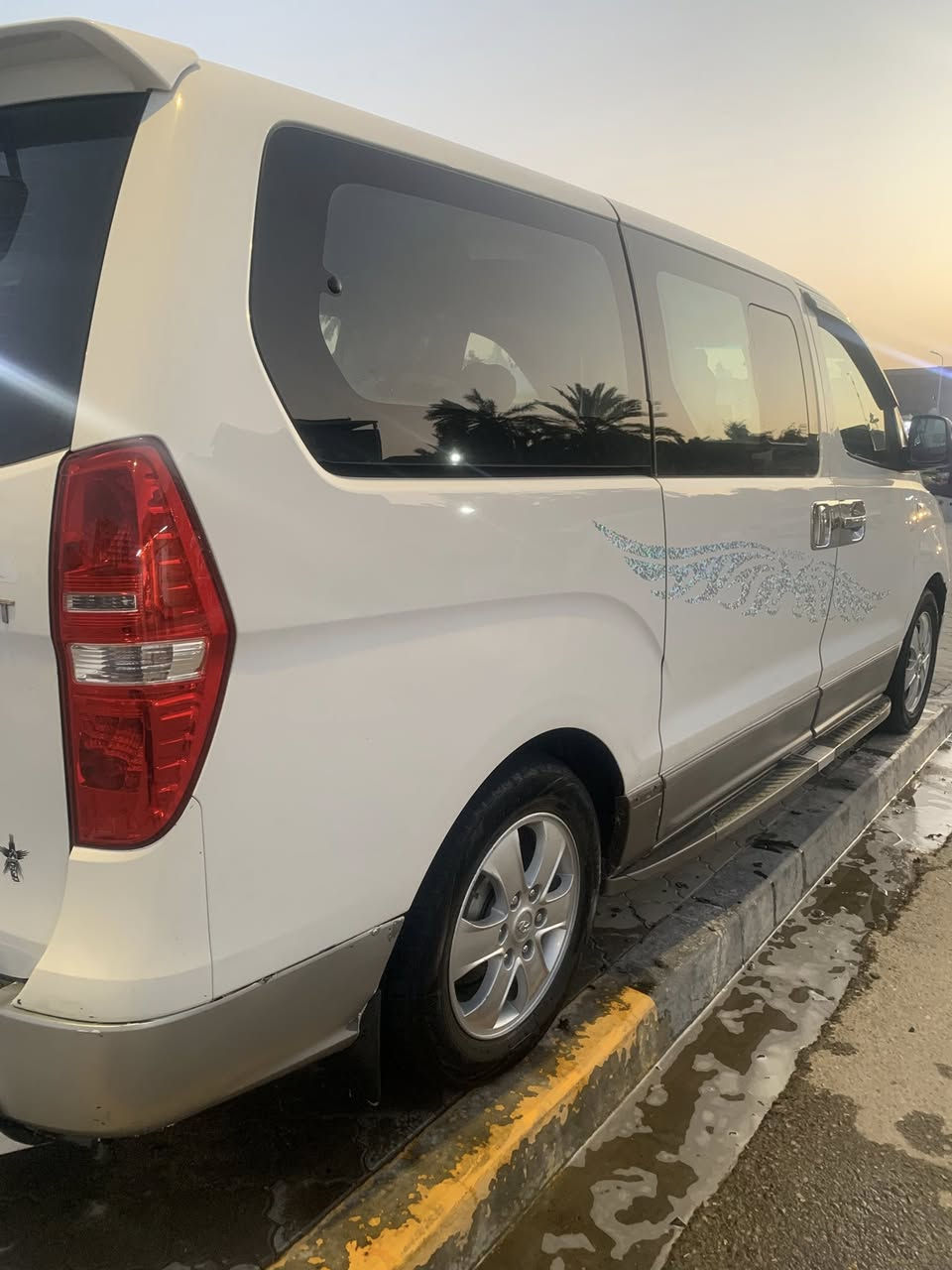 السلام عليكم ستاركس للبيع موديل14 كفاله عامه معده باب سايق والمدكر الكدام كوريه  الباقي كفاله عامه من شخط فولفتحات مكينه مجول الرقم بصره نكليزي بسمي مكانها البصره الزبير ***********
