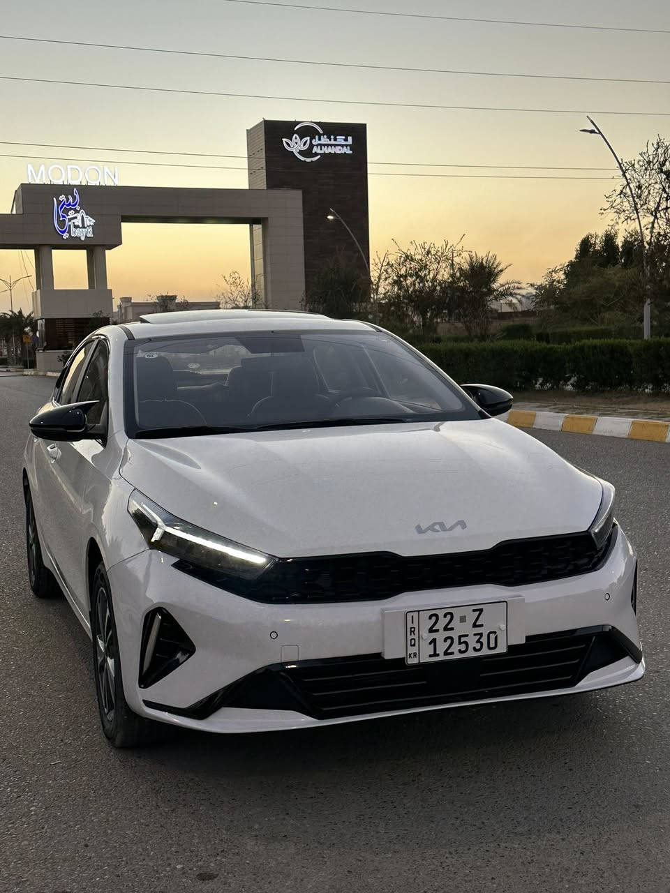 السلام عليكم 
 
‎✅    الـسـعـر    142$

🥇  نوع السيارة : 𝐊𝐢𝐚 𝐊𝟑

🥇 ســنــة الــصــنــع  :   2024   

🥇 قــوة الـمــحــرّك : 𝐕𝟒 => 𝟏𝟓𝟎𝟎 𝐂𝐂

🥇 الـمـواصـفــــات : كاملة رقم اربيل

فتحة سقف / فرش جلد / ٦ بالون / شاشة لمس مع كاميرا خلفية / تحكم مقود / مكيف لمس / بصمة داخلية / بصمات خارجية / انارة فول ليد / مرايا طي / مانع انزلاق / حساسات ٣٦٠ / اتو هولد وبريك 

🥇 الـمـسـافـــة الـمـقـطـوعــة :  15 𝐊𝐌 
  
🥇 الـــســـعـــر : 142

👈🏻 لـلمـزيـــد مــن الـتـفـاصـيـل يـمـكـنـكـم الـتـواصـل

☎️ :  ***********
تكريت حي الزهور
    
___________________________________
