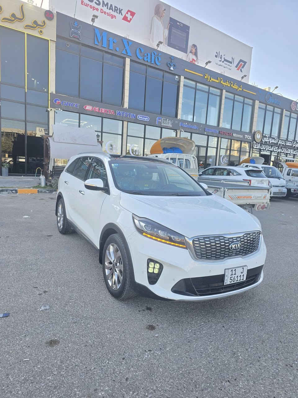 للبيع كيا سورنتو ٢٠١٨ رقم بغداد انكليزي  ٦ سلندر بنوراما  مكفوله من ضربه وصبغ وتبديل  مكينه وكير على وضع الشركه  ماشيه ٨٦ الف سعرها ٢٣٥ وبيها مجال بسيط النجف الاشرف اتصال ***********
