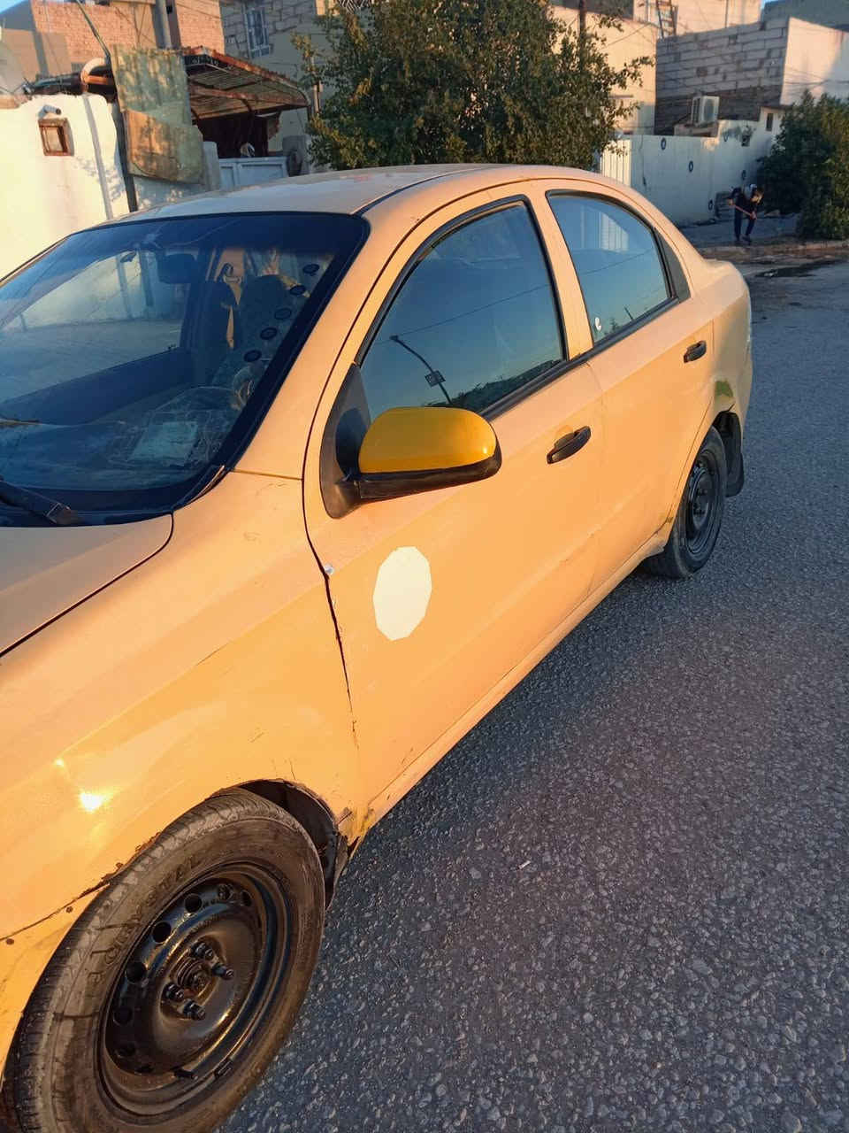 سياره افيو ٢٠١١اوتماتيك رقم بصره السعر ٤٠الرقم الهاتف ***********السياره موجودا في محافظة النجف
