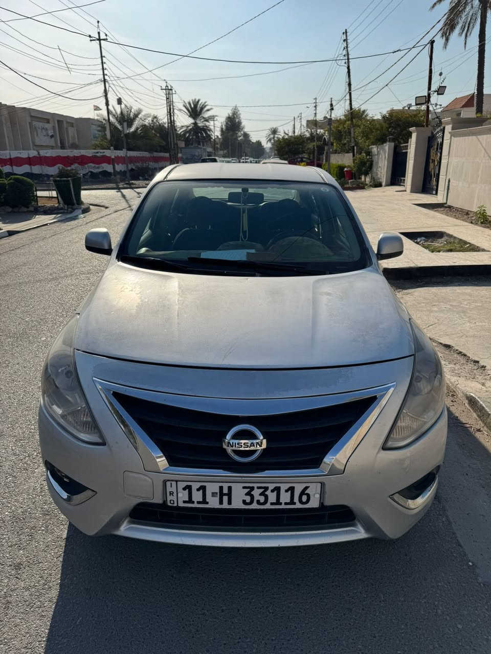 سني ٢٠١٦ 
مبدل بيها جاملغ اليمني بارد   والايسر تبديل وبنيد وبيها بارد
السياره خير من الله تبريد ثلج اقتصادي مناقصها اي شي 
رايدها 85 وبيها مجال مكاني بغداد حي الجهاد 
واي استفسار هذا رقمي ( ***********)
