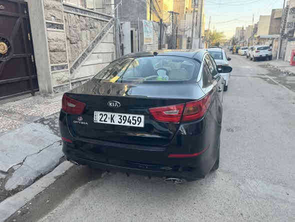 السلام عليكم 
كيا اوبتما 2014 خليجي 
محرك 2400 دوش 
بصمه تشغيل وابواب وجنطه 
فول تحكم ستيرن 
شفتات ستيرن
لدات امامي خلفي 
3 انظمه قياده 
مثبت سرعه
شاشه كبيره 
كامره دواره
حساسات امامي خلفي 
تبريد شاشه بيانو منفصل 
قطعتين تبريد 
كشن السايق كهرباء
 خزن ميموري 
ترحيب مري 
اشاير بلمري 
مري شفط 
رقم اربيل الجديد 
بأسمي السياره 
تحويل ثاني يوم 
بيهه باب الصدر مصبوغ  
السعر 130  وبيهه مجال 
مكان السياره بغداد السيديه 
***********

