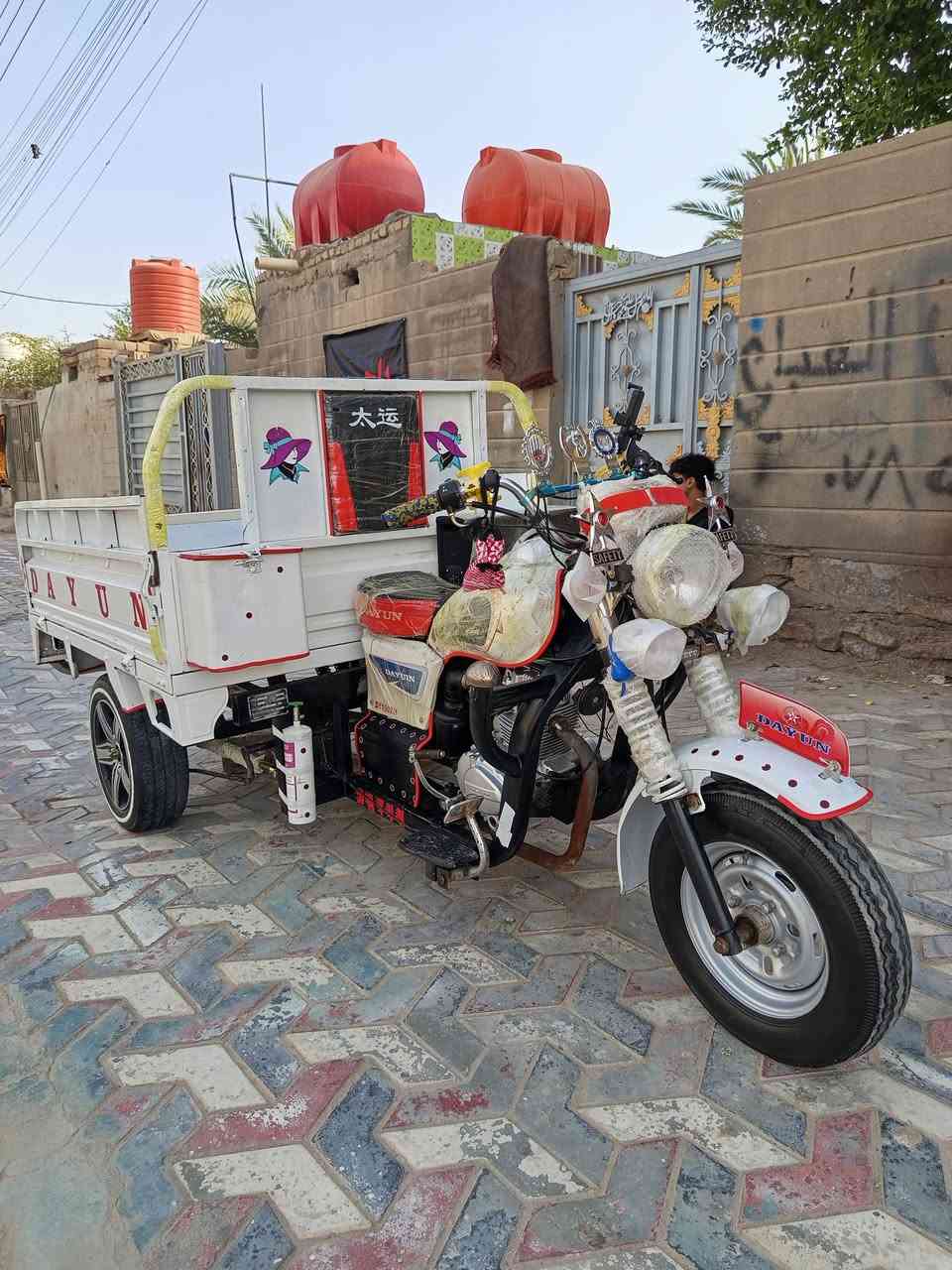 س،ع ستوته للبيع دايون مديل13 محرك بعده عسحك تعميره جديده سعر2150مليونين وميه وخمسين مو شراي لا تراسل *********** مكاني ناصريه البطحاء
