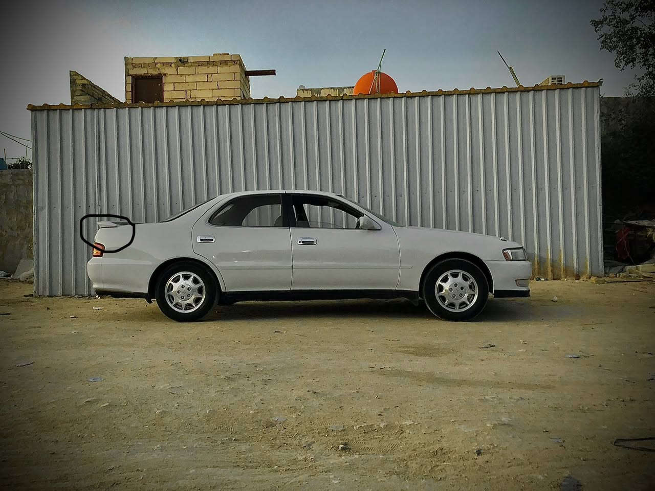 كرسته رقم انبار سنويه ساقطه سنه المكان نجف بيها ضربه فقط المحدد بصوره  السعر 68  تبريد شغال تخم تاير جديد مكينه تبخر رقم التلفون ***********
