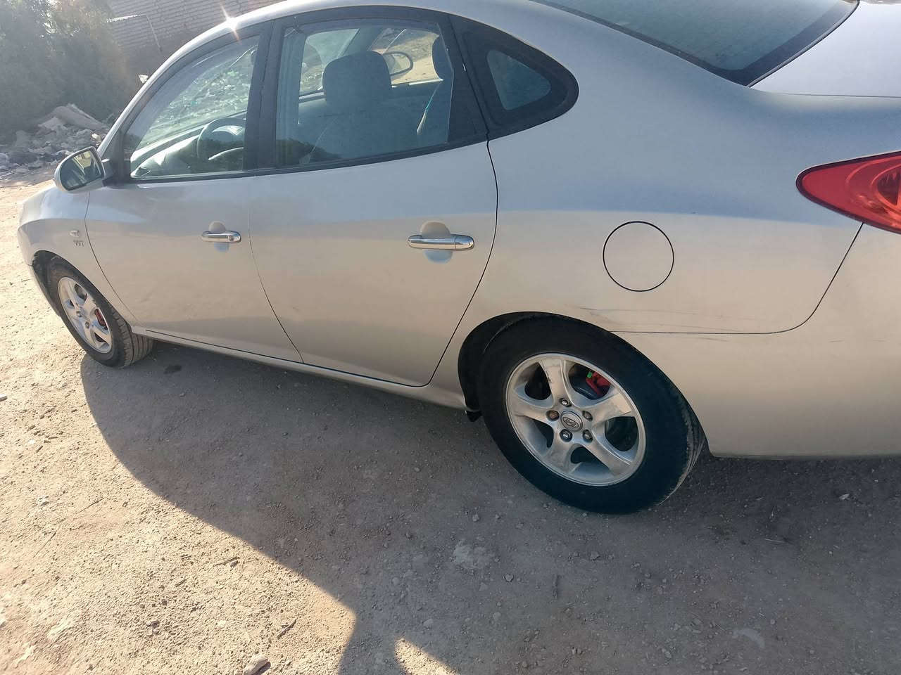 السلام عليكم انترا دخول جديد سياره نظافه 100% كير حداديه 100% سياره حيل حيل حلوه رقم الجديد اربيل امتومه ادوات سياره حلوه مكاني نجف السعر 39 وبيها مجال والسياره فول مزوعه بس من عدا الفتحه رقم الهاتف***********
